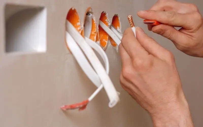 How to Identify Faults in Your H​​om‌e​’‍s Electrical Wiring