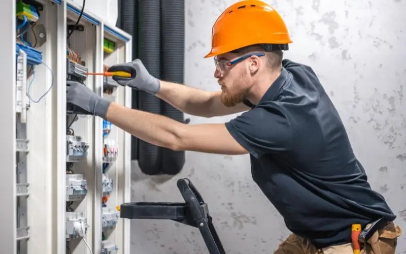Commercial Electrical Wiring: A Complete Guide for UK Businesses