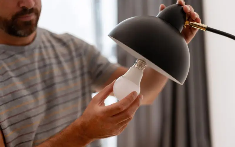 Flickering Lights in House: Causes, Risks and What to Do